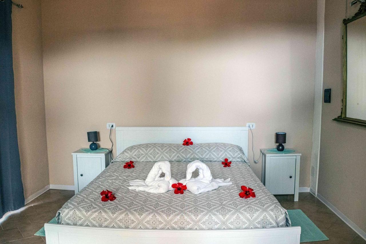 Hotel L'Oleandro Villasimius Eksteriør bilde